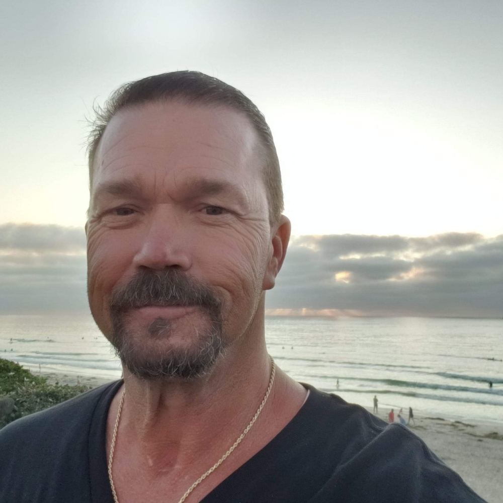 Meet your Posher, Dino